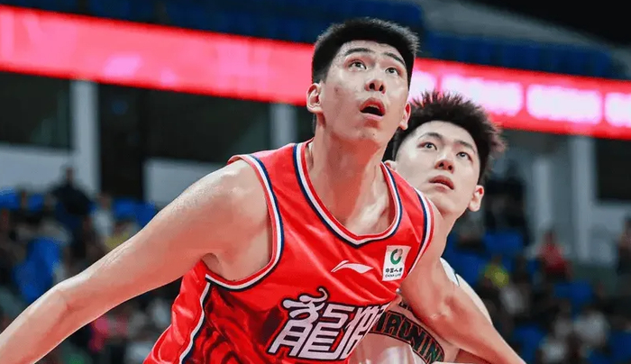 星空体育中国-10投狂砍20分9板!这才是CBA顶级大中锋,杜锋将他交易追悔莫及?|辽宁男篮|男篮|广州男篮|威金顿|徐昕_新浪体育_新浪新闻